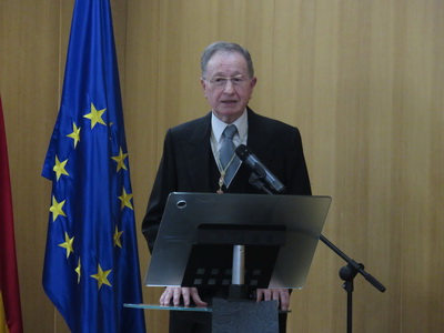 Benito Valdés Castrillón, Presidente del Instituto de Academias de Andalucía