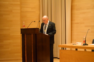 Alberto Prieto Espinosa, durante su respuesta al discurso.