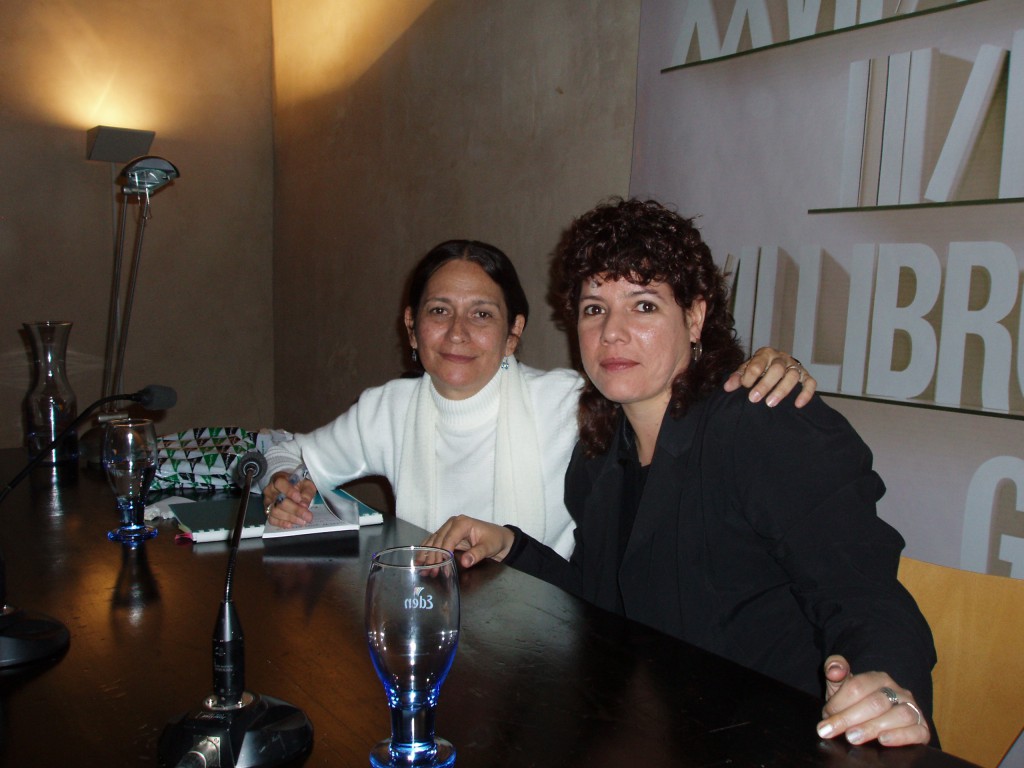 Reina María Rodríguez y Milena Rodríguez, presentación Feria del Libro de Granada, 2008